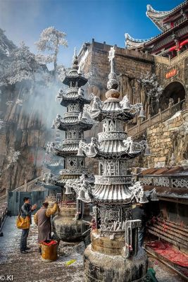 ¡Sumérgete en la Historia y la Belleza Natural del Templo de Huanggang Shan!