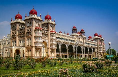  El Palacio de Mysore: Una Maravilla Arquitectónica e Historia Viva en el Corazón de India!