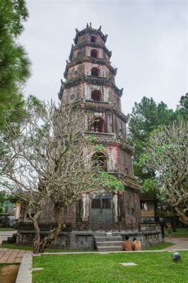  El Templo Thien Mu! Un Tesoro Arquitectónico y Espiritual en Hue