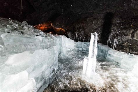  ¡El Misterio de las Cuevas de Hielo en Shuangyashan te Esperan!