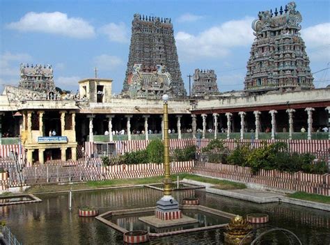 ¡El Templo Meenakshi Amman: Una Maravilla Arquittectónica y un Santuario de la Devoción!